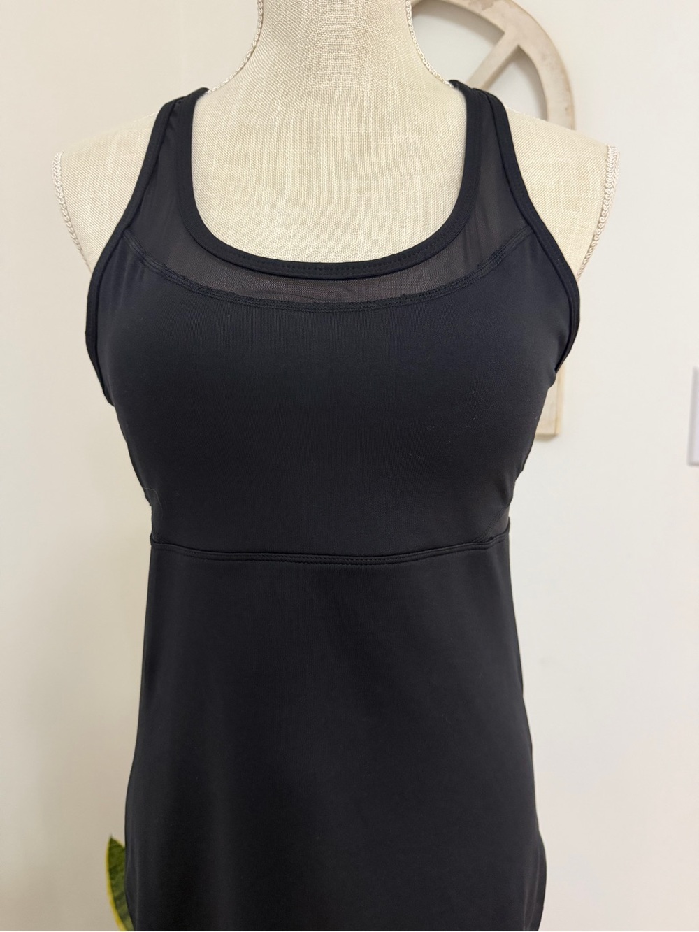 Fabletics Tropez Dress Black Mesh Cut-Out Strappy Back Women’s Size Large NWT - Picture 4 of 13